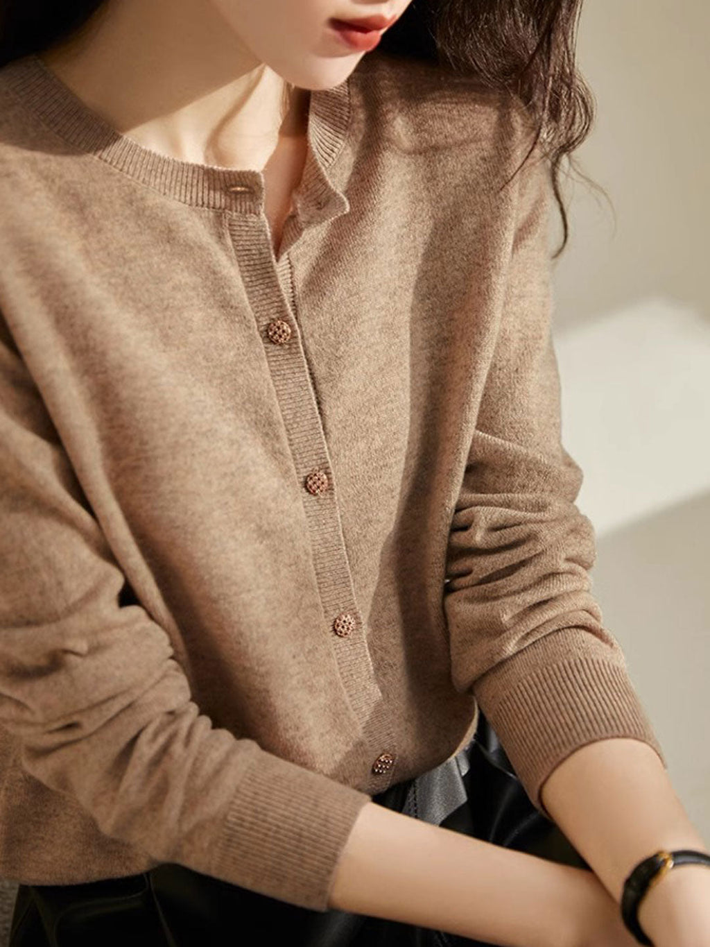 Sophia Classic Crew Neck Solid Color Knitted Cardigan-Light Pink